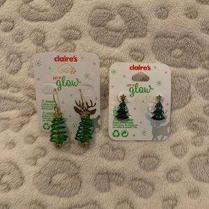 Claire’s Christmas Tree Earrings NWT